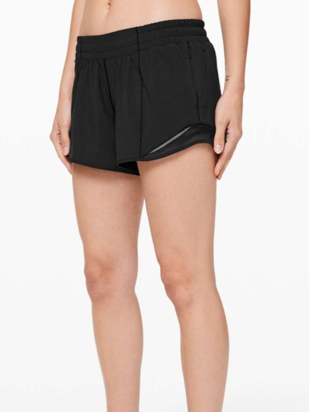 Lululemon Hotty Hot Short II *Long 4" Black Size 6